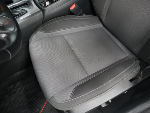 Used 2020 Dodge Charger SXT w/ Blacktop Package RWD image 11