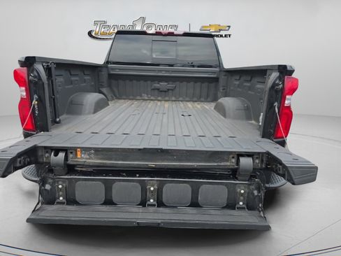 Used 2024 Chevrolet Silverado 2500 LTZ w/ LTZ Plus Package AWD/4WD image 10