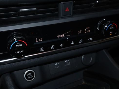 Certified 2023 Nissan Rogue SV AWD/4WD image 30