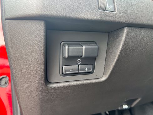 Used 2023 GMC Canyon AT4 AWD/4WD image 18