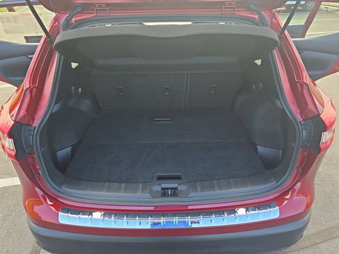 Used 2021 Nissan Rogue Sport SL w/ Premium Package FWD image 14