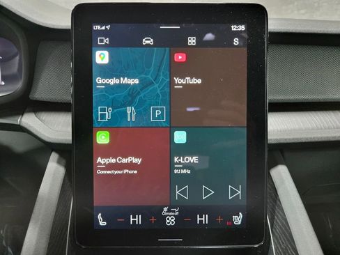 Used 2022 Polestar Polestar 2 w/ Performance Package image 21