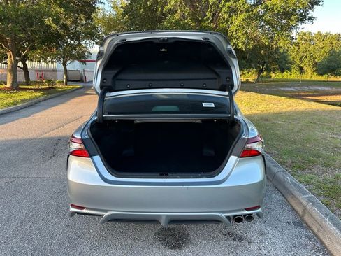 Used 2024 Toyota Camry SE FWD image 10