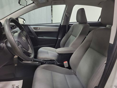 Used 2016 Toyota Corolla LE FWD image 12