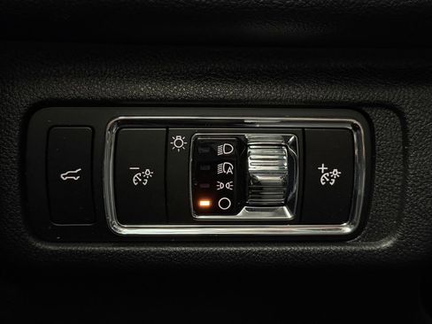 Used 2024 Lincoln Corsair Premiere w/ Equipment Group 101A image 49