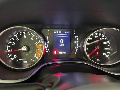 Used 2020 Jeep Compass Latitude FWD image 20
