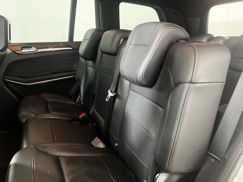 Used 2018 Mercedes-Benz GLS 550 4MATIC image 18