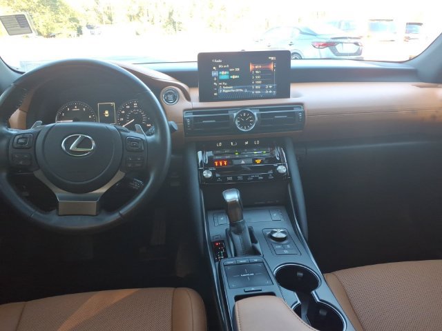 Used 2025 Lexus IS 350 F Sport w/ Accessory Package 2 RWD image 11