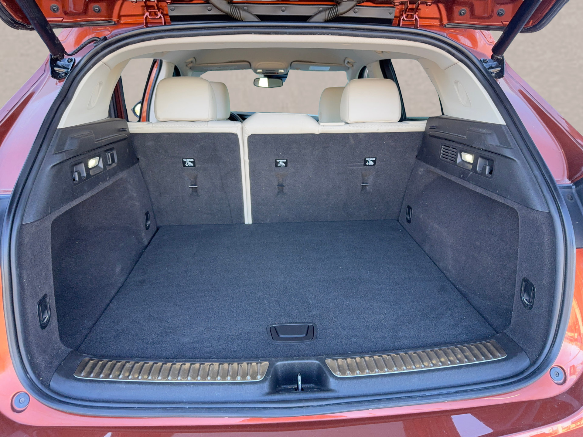 Used 2021 Buick Envision Essence w/ Technology Package I FWD image 25