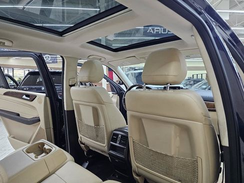 Used 2017 Mercedes-Benz GLS 450 4MATIC w/ Premium Package image 25