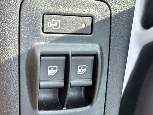 New 2025 RAM ProMaster 2500 image 18