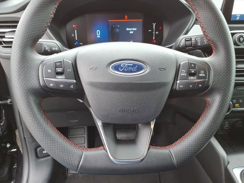 Used 2025 Ford Escape ST-Line image 18