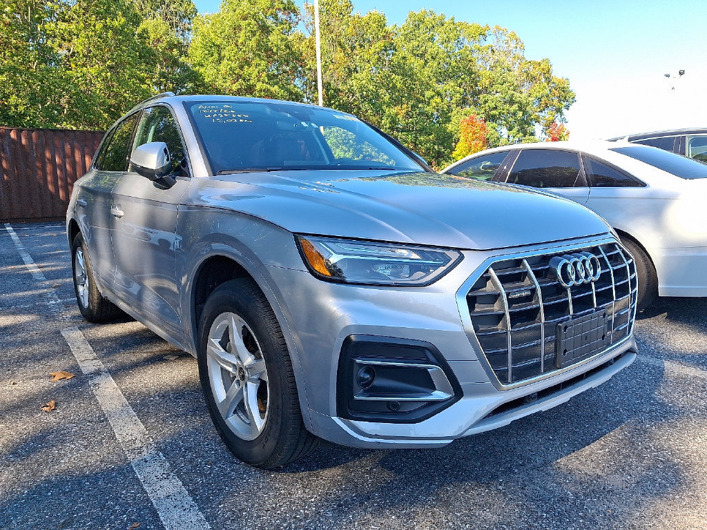 Used 2023 Audi Q5 2.0T Premium AWD/4WD image 3