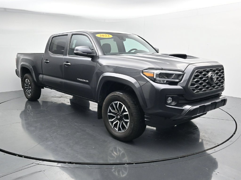 Used 2023 Toyota Tacoma TRD Sport w/ TRD Premium Sport Package AWD/4WD image 2