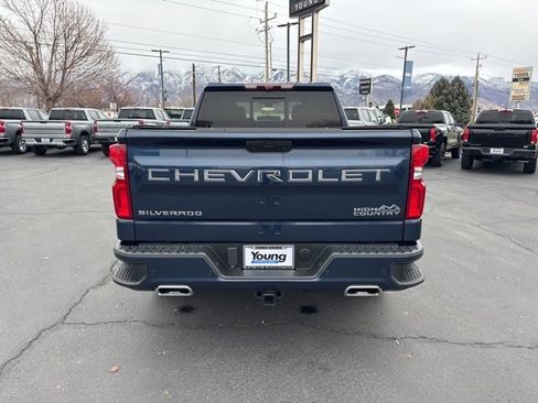 Used 2021 Chevrolet Silverado 1500 High Country w/ Technology Package image 6