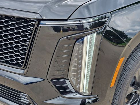 New 2026 Cadillac Escalade Platinum Sport w/ LPO, ONYX Package AWD/4WD image 5
