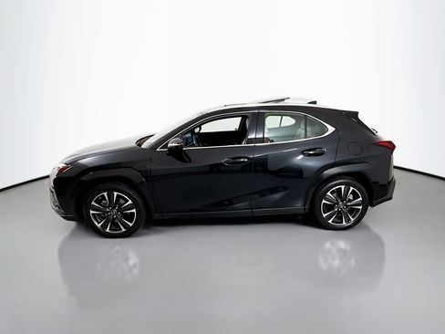 Used 2024 Lexus UX 250h AWD w/ Premium Package image 4