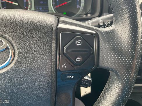 Used 2017 Toyota 4Runner TRD Off-Road Premium image 7