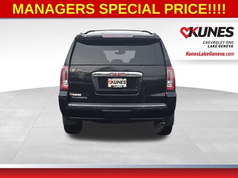 Used 2016 GMC Yukon Denali image 5