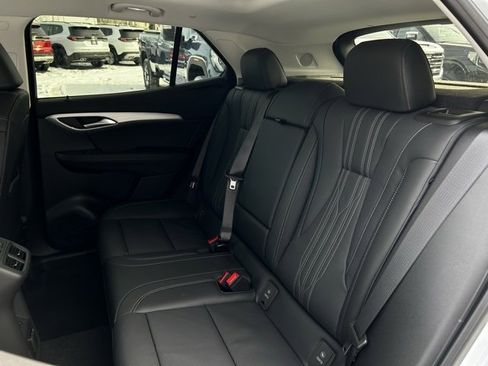 New 2026 Buick Envision Avenir image 25