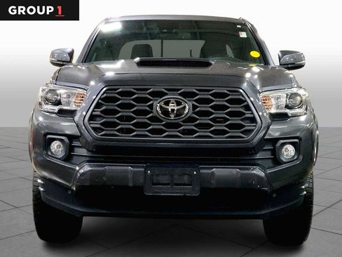 Certified 2020 Toyota Tacoma TRD Sport w/ Technology Package image 4