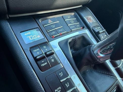 Used 2017 Porsche Macan S AWD/4WD image 17