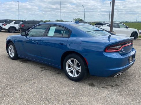 Used 2023 Dodge Charger SXT RWD image 4