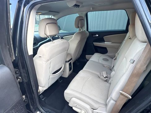 Used 2015 Dodge Journey American Value Package w/ Flexible Seating Group FWD image 15