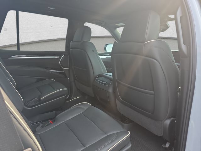 Certified 2026 Cadillac Escalade Sport w/ LPO, Floor Liner Package AWD/4WD image 11