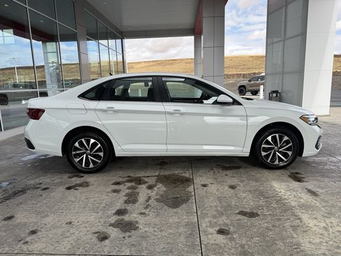 Used 2024 Volkswagen Jetta S FWD image 10