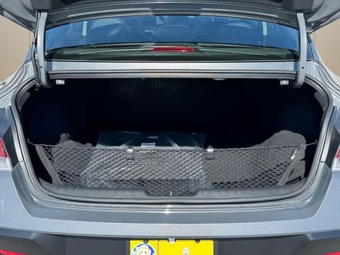 New 2026 Hyundai Elantra Limited image 16