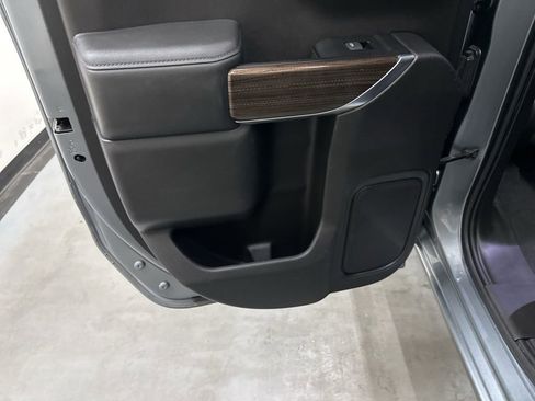 Used 2019 Chevrolet Silverado 1500 RST w/ All-Star Edition RWD image 47