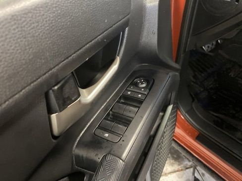 Used 2025 Toyota Tacoma TRD Sport w/ TRD Sport Premium Package AWD/4WD image 14