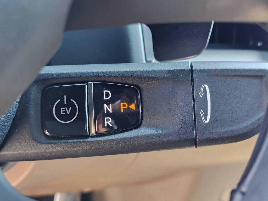 Used 2024 Kia EV9 GT-Line AWD/4WD image 30