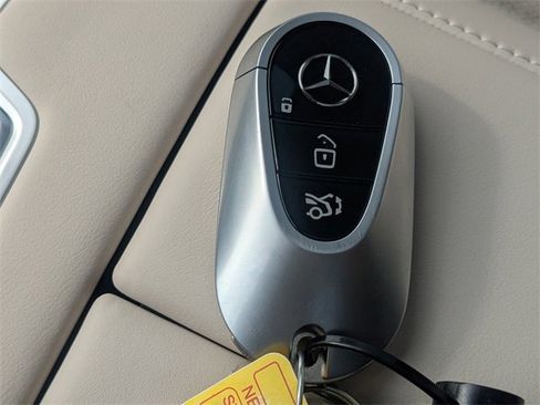 Used 2023 Mercedes-Benz S 580 4MATIC Sedan image 31