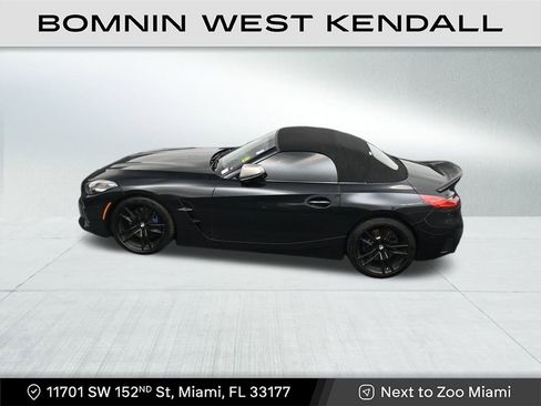 Used 2024 BMW Z4 M40i w/ Premium Package image 14