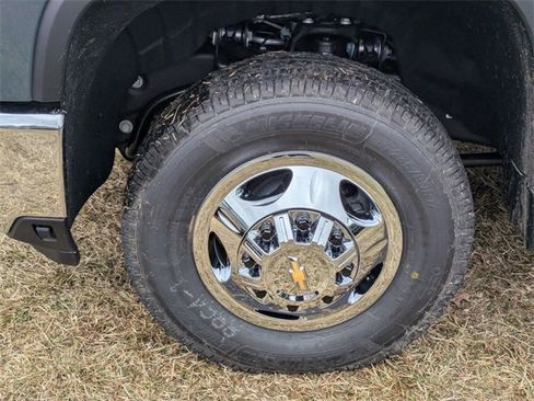 New 2026 Chevrolet Silverado 3500 LT w/ All Star Edition image 7