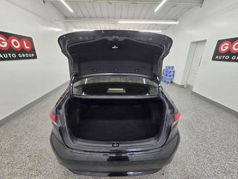 Used 2022 Toyota Corolla LE FWD image 16