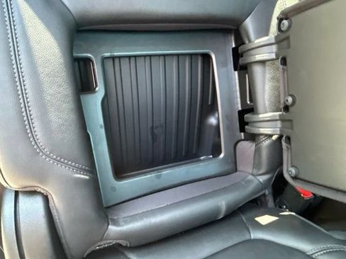 Used 2021 Chevrolet Silverado 1500 LT Trail Boss w/ Convenience Package II AWD/4WD image 55