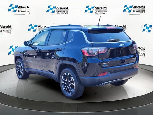 Used 2023 Jeep Compass Limited AWD/4WD image 3