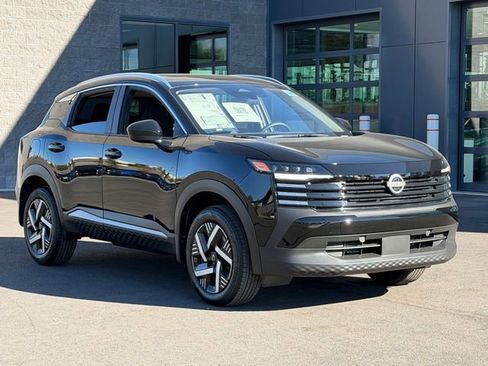 New 2026 Nissan Kicks SV w/ SV Premium Package FWD image 9