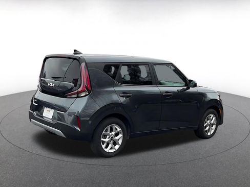 Used 2025 Kia Soul LX w/ LX Technology Package image 15