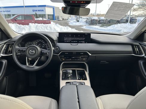Used 2025 MAZDA CX-90 3.3 Turbo w/ Preferred Package image 9