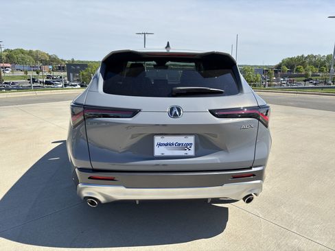 Used 2025 Acura ADX FWD image 9