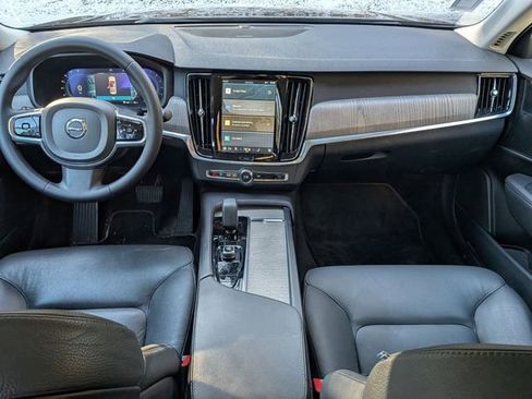 Certified 2023 Volvo S90 B6 Plus image 15