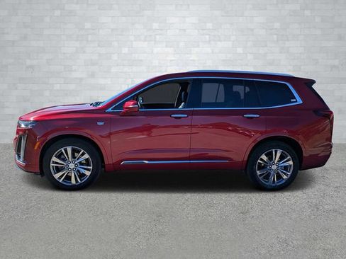 Used 2024 Cadillac XT6 Premium Luxury image 9