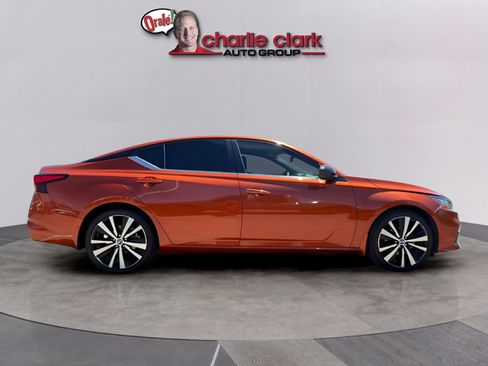 Certified 2022 Nissan Altima 2.5 SR FWD image 7