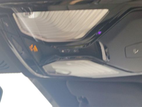 Used 2021 BMW X5 M50i image 30