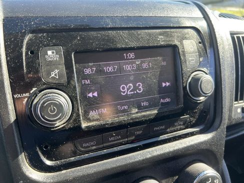 Used 2020 RAM ProMaster 2500 w/ Interior Convenience Group image 24