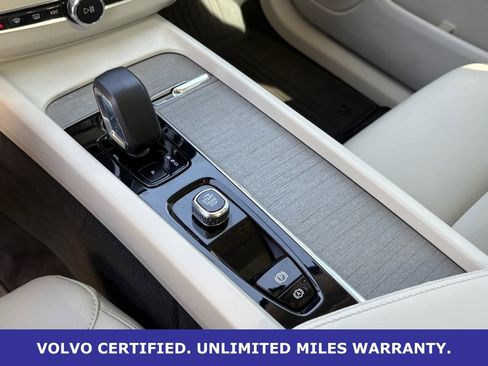 Certified 2023 Volvo XC60 B5 Plus w/ Protection Package Premier image 22